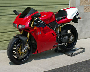 Ducati-996-s-41626sm.jpeg