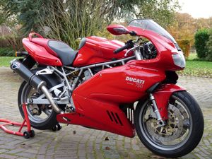 Ducati-750-ss-ie-7.jpg