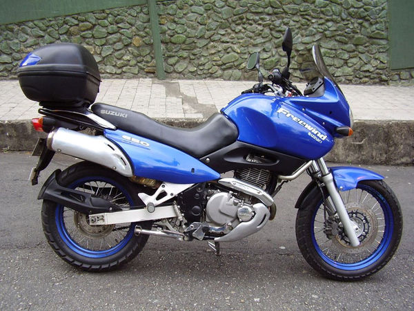 Motocykl XF 650 Freewind: specifikace, fotografie, videa